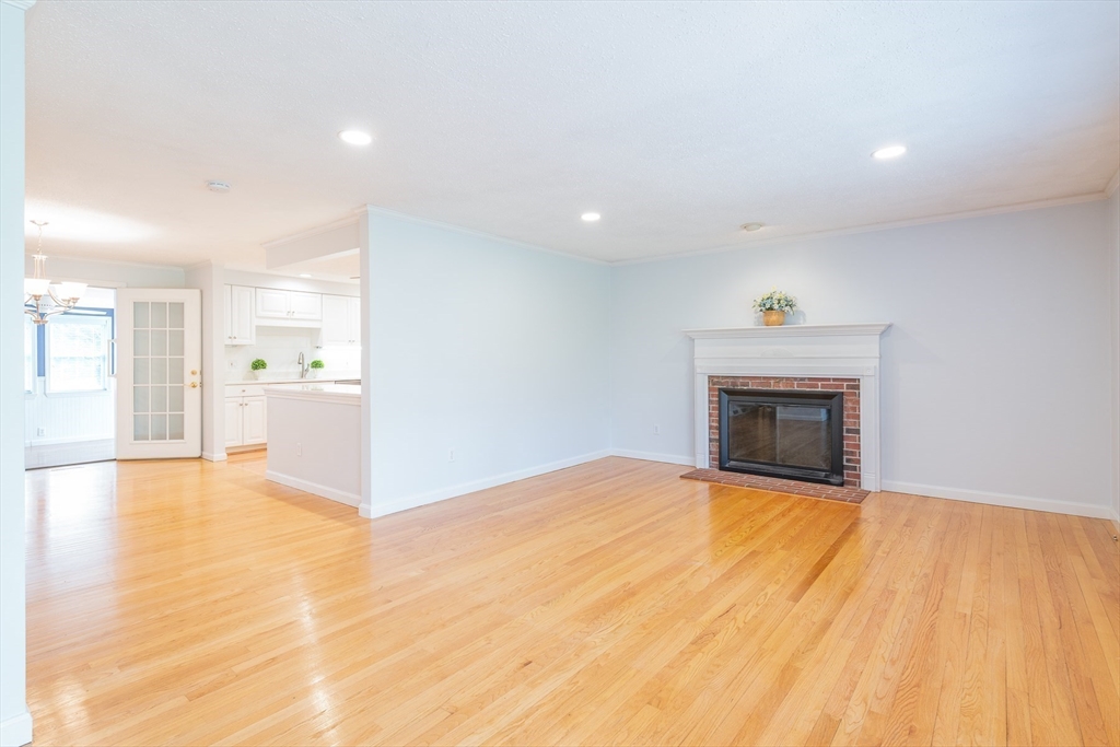 12 Quail Hollow Circle