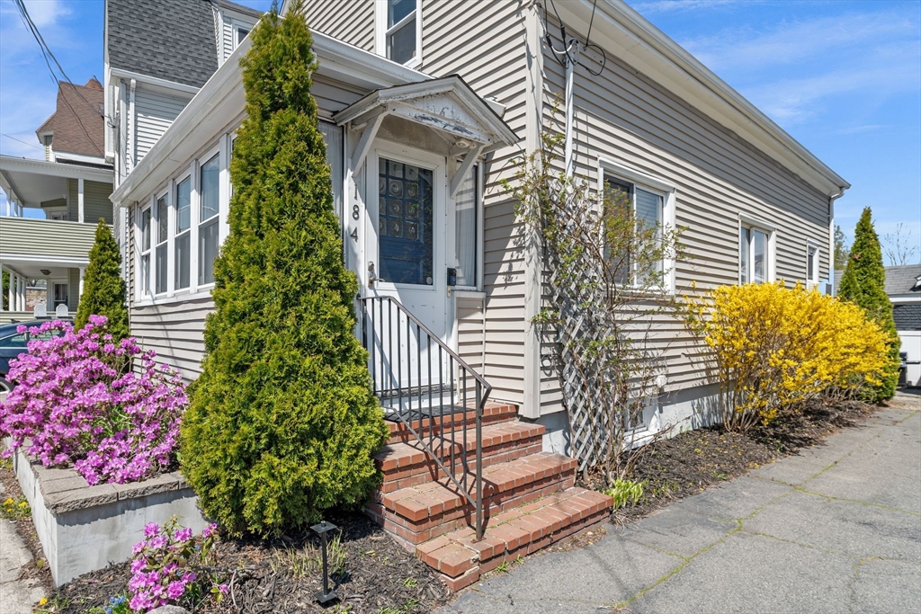 184 North St