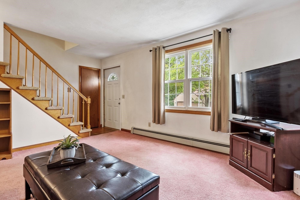 108 Kings Grant Road