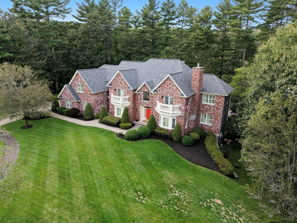 3 Warren Dr