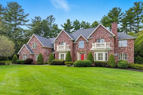 3 Warren Dr Middleton MA 01949