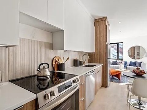 87 Oxford Street 406 Lynn MA 01901