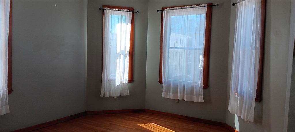 540 Hyde Park Avenue 2