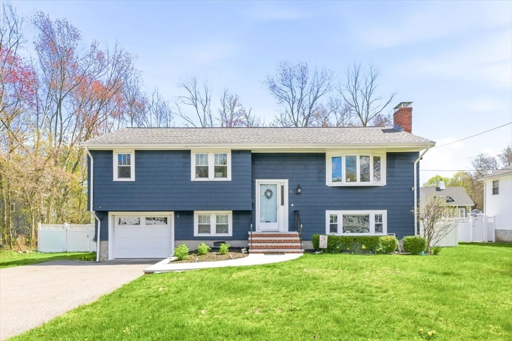 4 Flintlock Ln