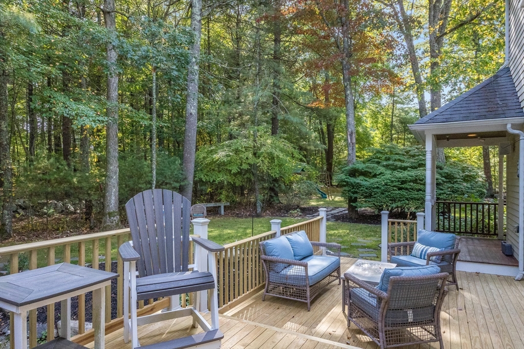 Pembroke, Massachusetts 02359, United States, 4 Bedrooms Bedrooms, ,4 BathroomsBathrooms,Residential,Active,203112