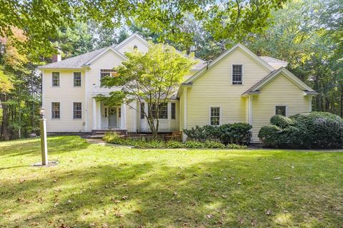 55 Shipyard Ln Pembroke MA 02359