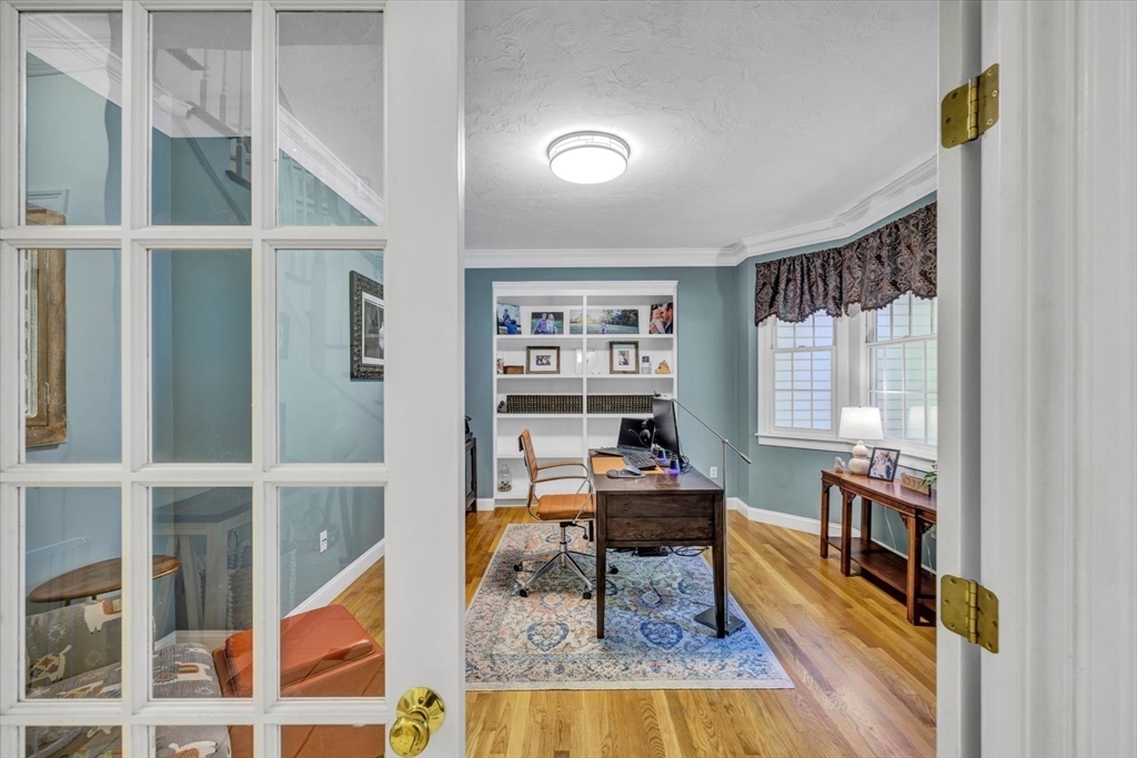 Pembroke, Massachusetts 02359, United States, 4 Bedrooms Bedrooms, ,4 BathroomsBathrooms,Residential,Active,203112