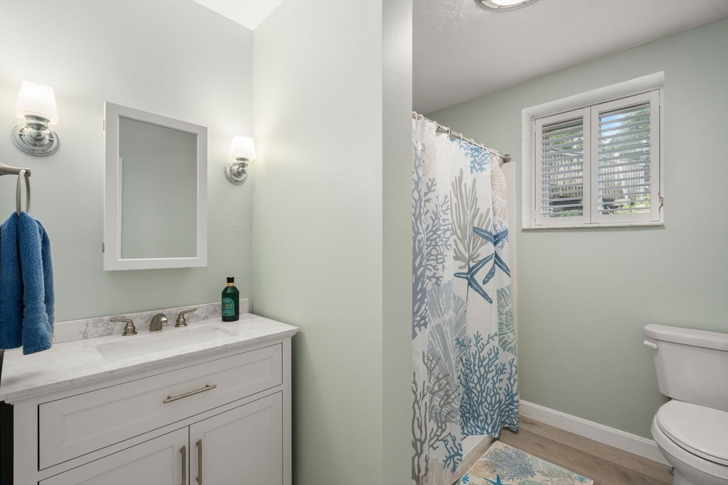 15 Story St #4, Rockport, MA, 15 Story St #4, Rockport, MA Photo #17