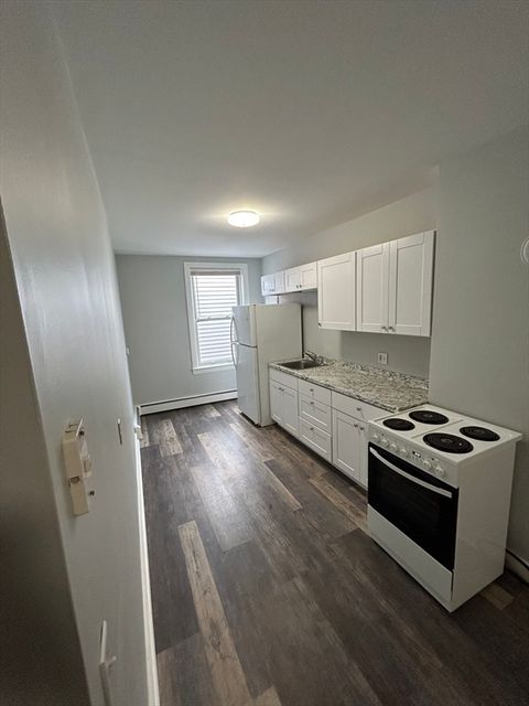 Photo of 10 Exchange St #5, Barre, MA 01005 (MLS # 73462893)
