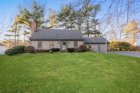 12 Hoover Road Hingham MA 02043
