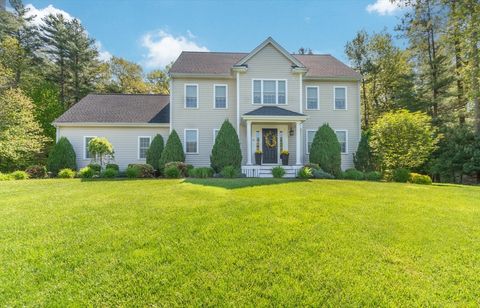151 Princess Ln Raynham MA 02767