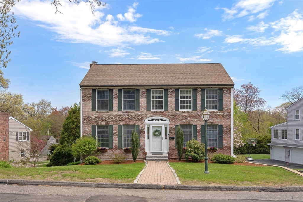 18 Nob Way, Lowell, MA, 18 Nob Way, Lowell, MA Photo #1