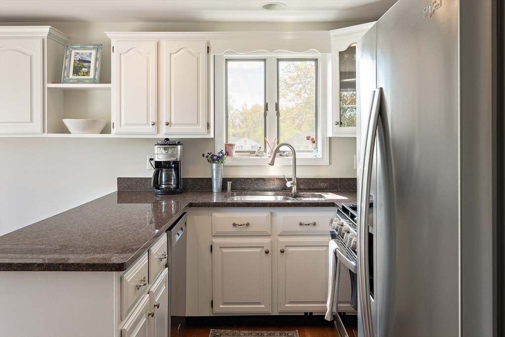 18 Nob Way, Lowell, MA, 18 Nob Way, Lowell, MA Photo #10