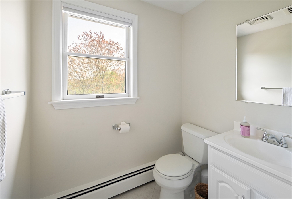 18 Nob Way, Lowell, MA, 18 Nob Way, Lowell, MA Photo #24