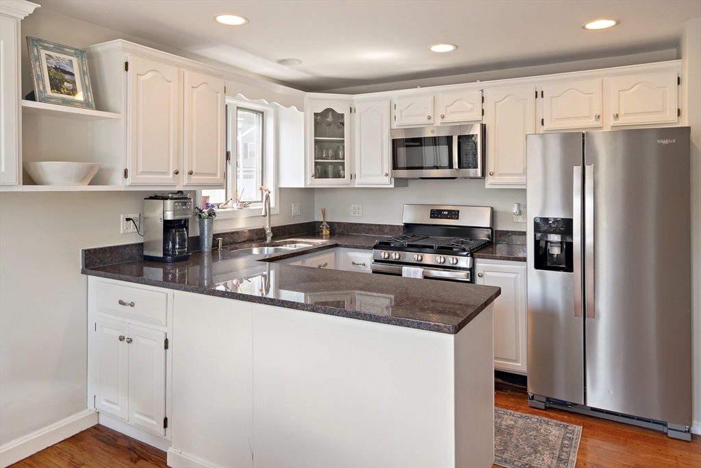 18 Nob Way, Lowell, MA, 18 Nob Way, Lowell, MA Photo #11