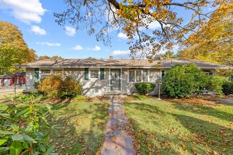 Photo of 540 Union Street, Weymouth, MA 02190 (MLS # 73448111)