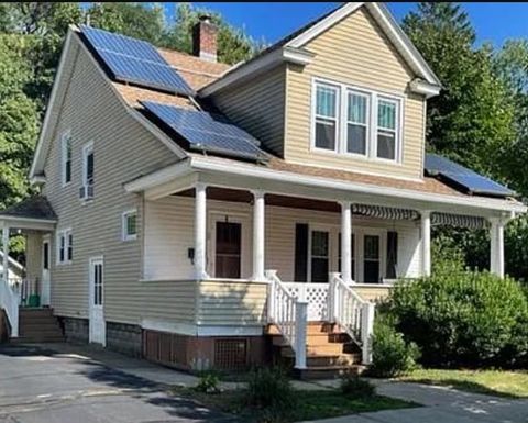 42 Janet St West Springfield MA 01089