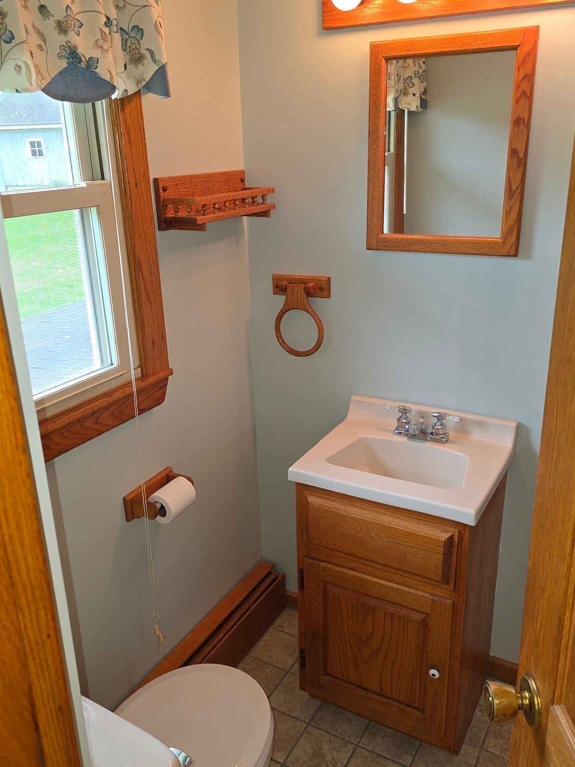 24 Elm St, Franklin, MA, 24 Elm St, Franklin, MA Photo #6