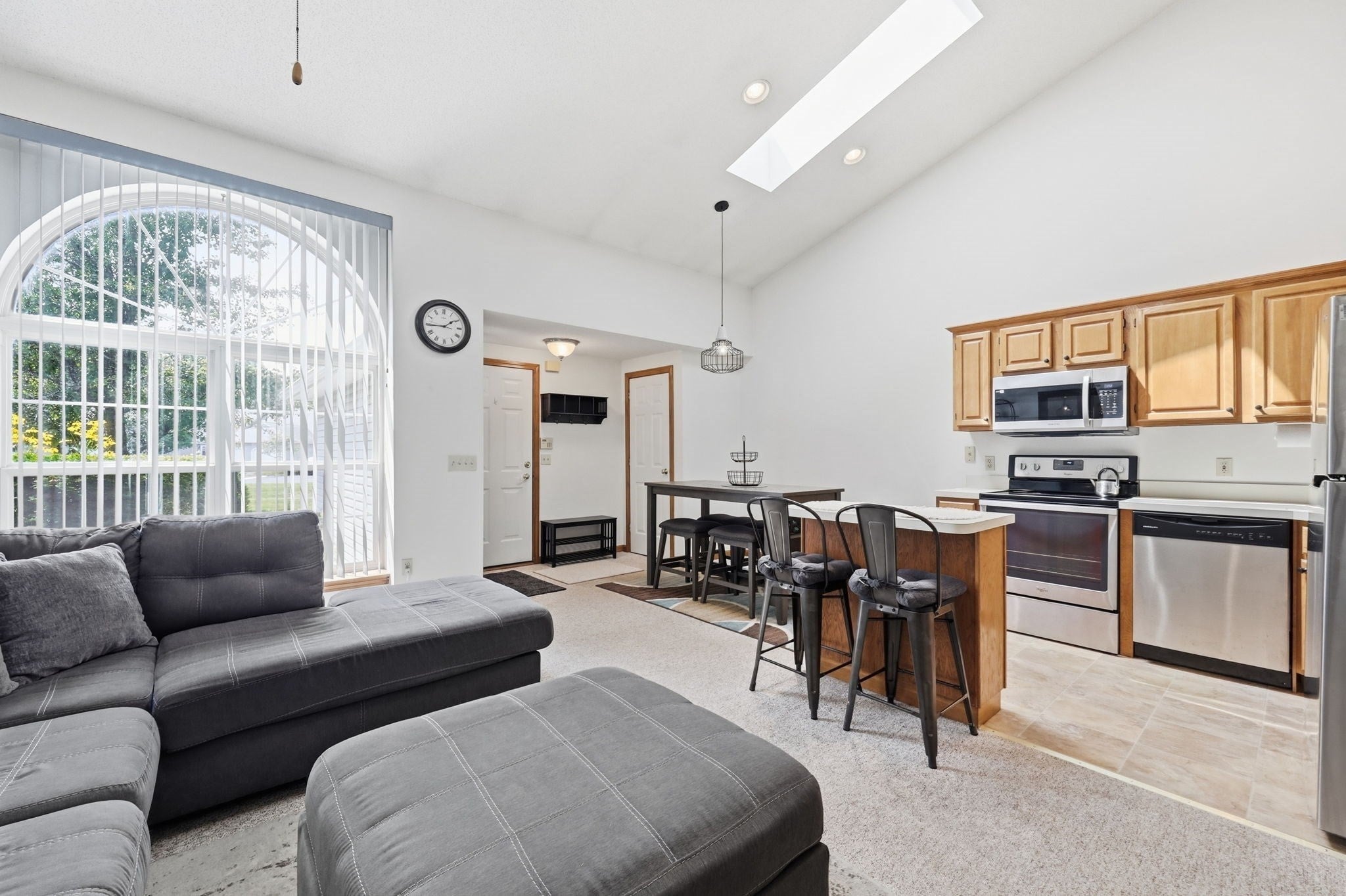 126 Brookfield Ln #126, Agawam, MA, 126 Brookfield Ln #126, Agawam, MA Photo #1