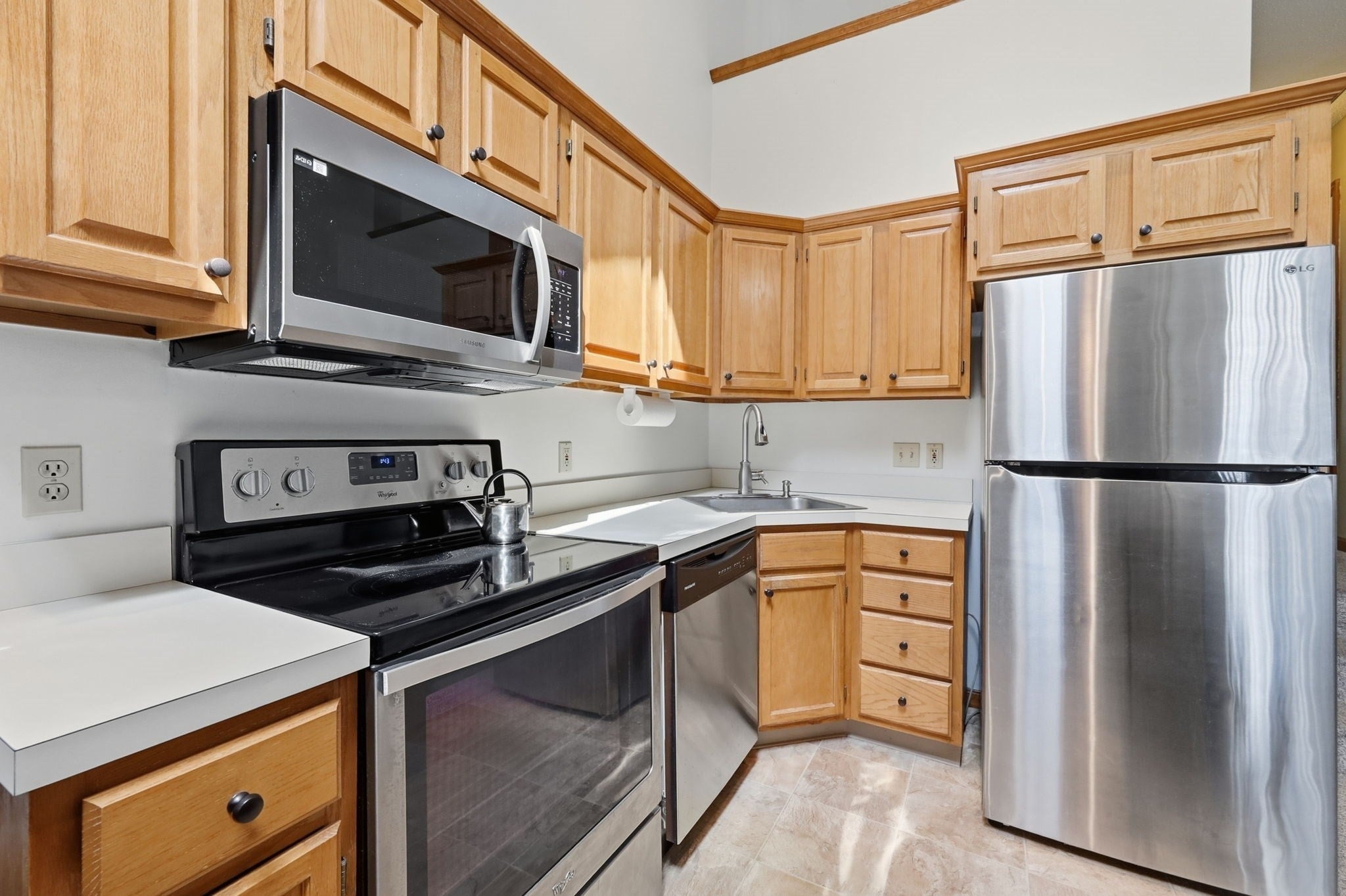 126 Brookfield Ln #126, Agawam, MA, 126 Brookfield Ln #126, Agawam, MA Photo #9