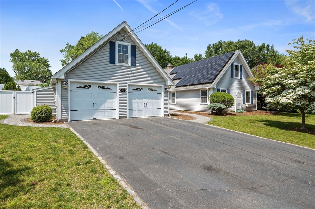 12 Richard Rd