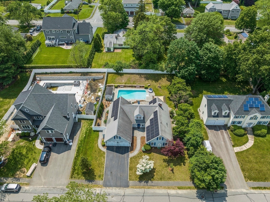 12 Richard Rd