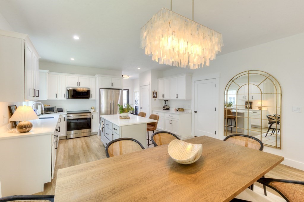 21 Salisbury Hill Blvd, Worcester, MA Photo #5