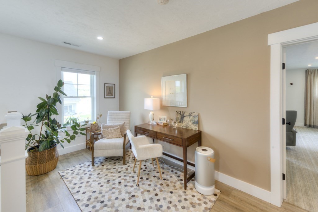 21 Salisbury Hill Blvd, Worcester, MA Photo #19