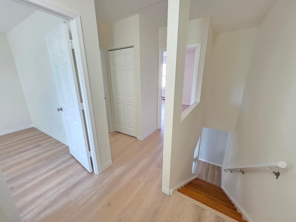 92 Lawn St 7-160