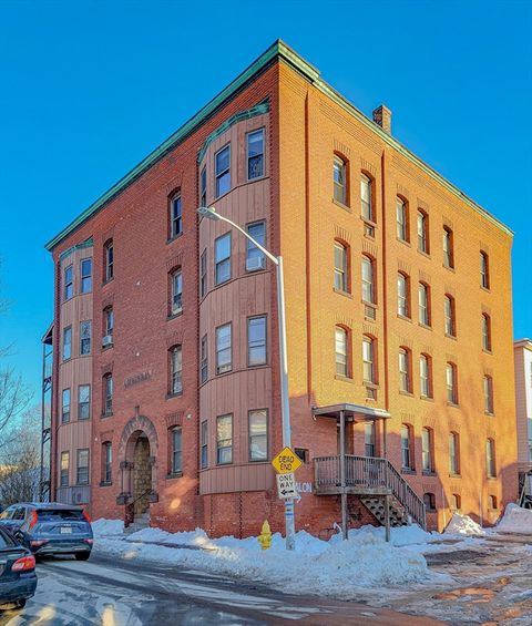 Photo of 29 William St #22, Worcester, MA 01609 (MLS # 73478731)