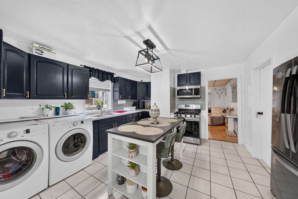 136-138 Sanborn St