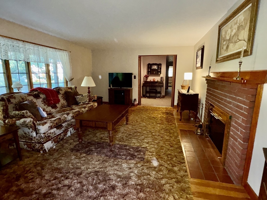 11 Highland Ave