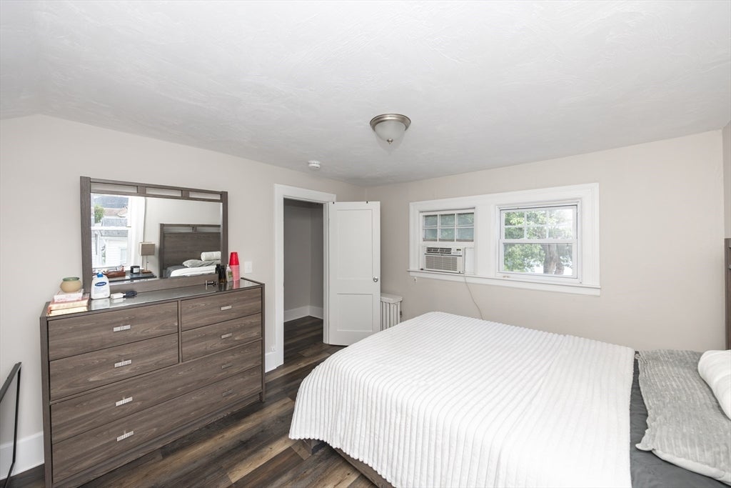 435 Lake Ave, Worcester, MA, 435 Lake Ave, Worcester, MA Photo #12