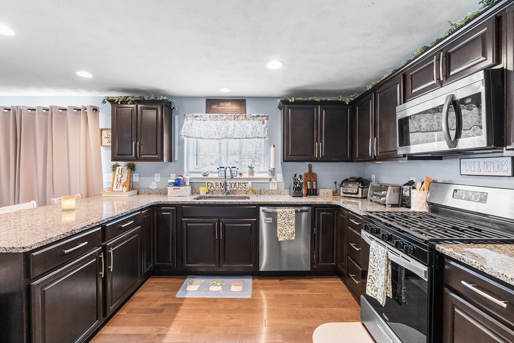 35 Boutelle St B