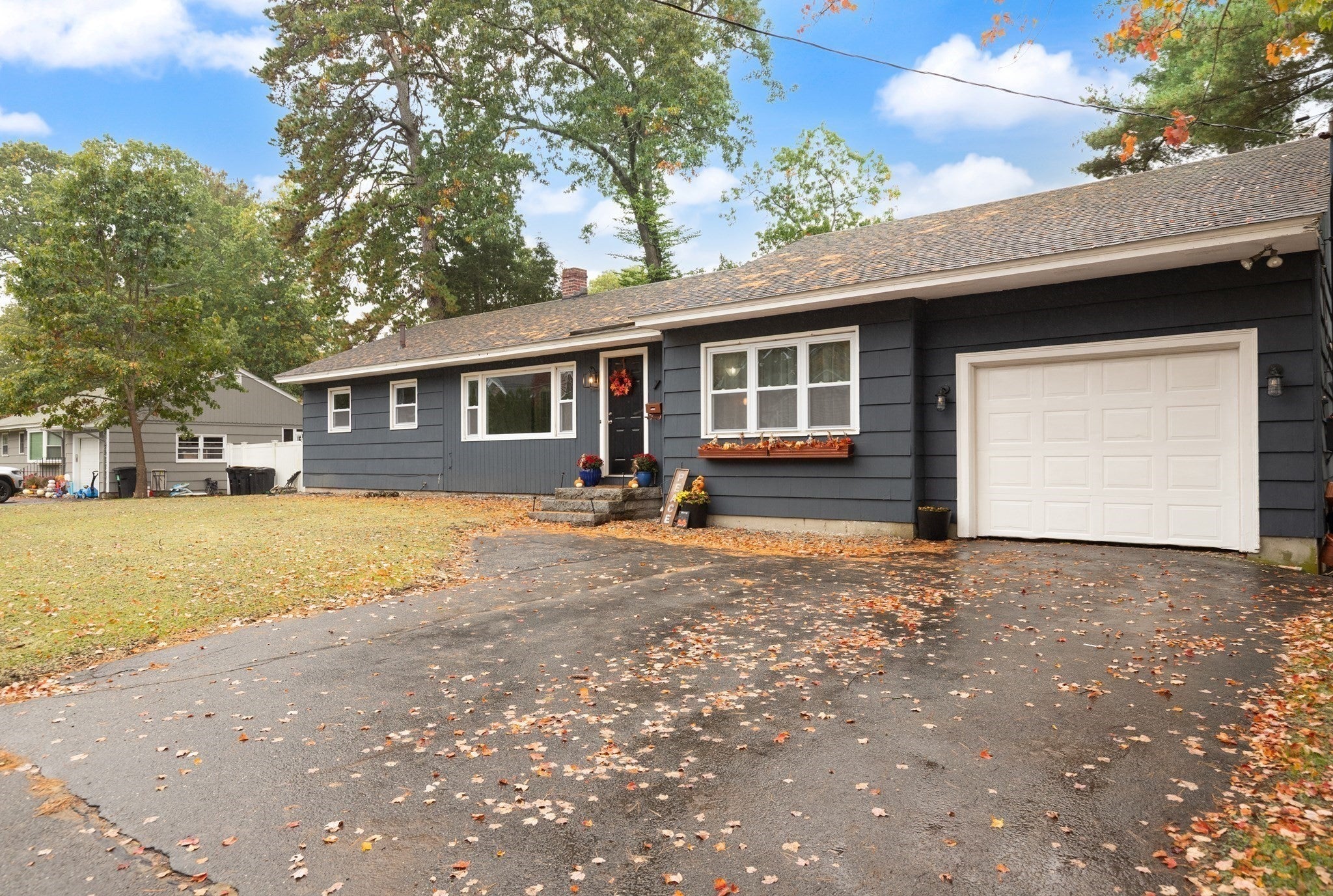 7 Moonbeam Ave.