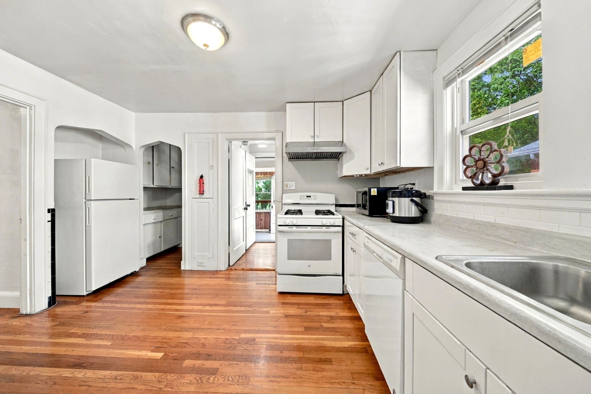 7 Portina Rd, Boston, MA Photo #8