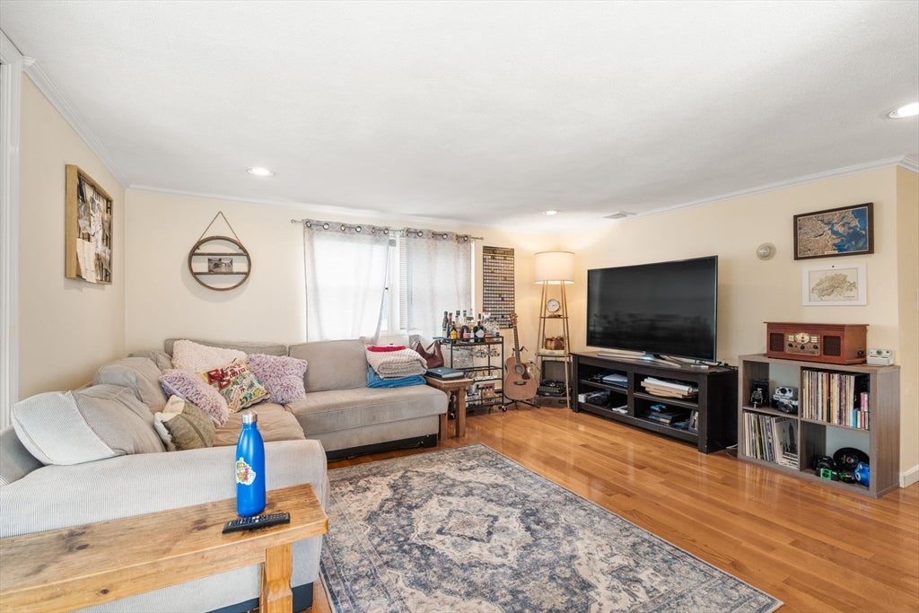 49 Seafoam Ave #2, Winthrop, MA, 49 Seafoam Ave #2, Winthrop, MA Photo #1