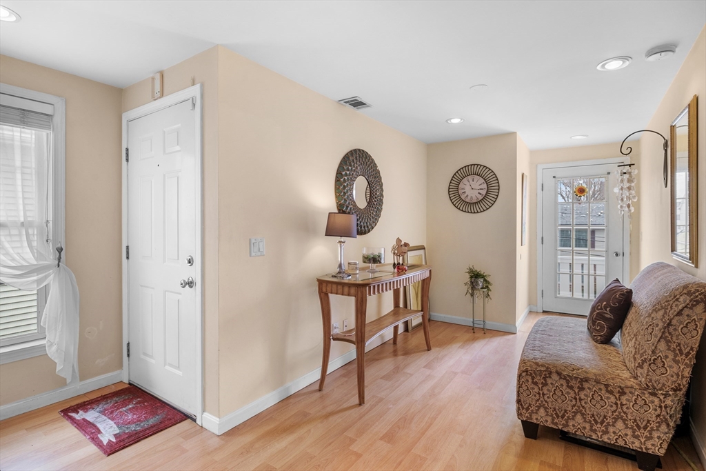 63 Ellerton St