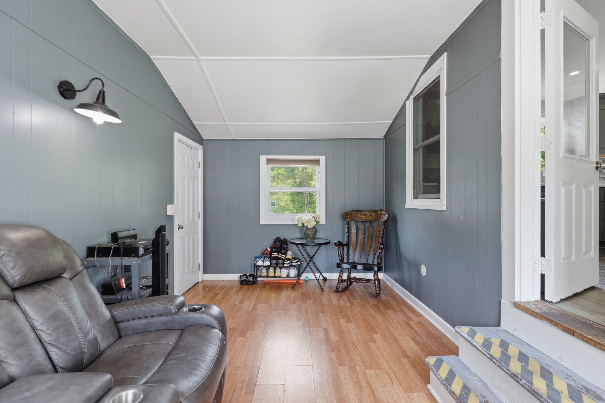 229 Whalom Rd
