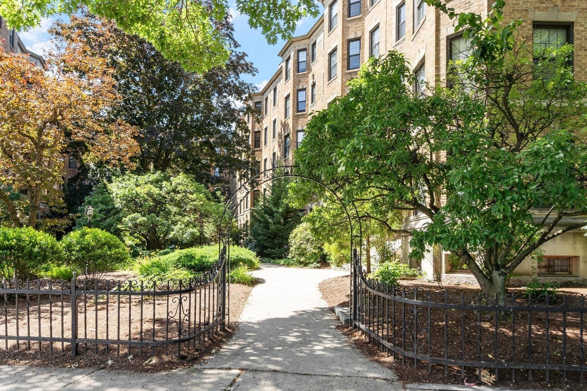 120 Riverway #4, Boston, MA, 120 Riverway #4, Boston, MA Photo #22