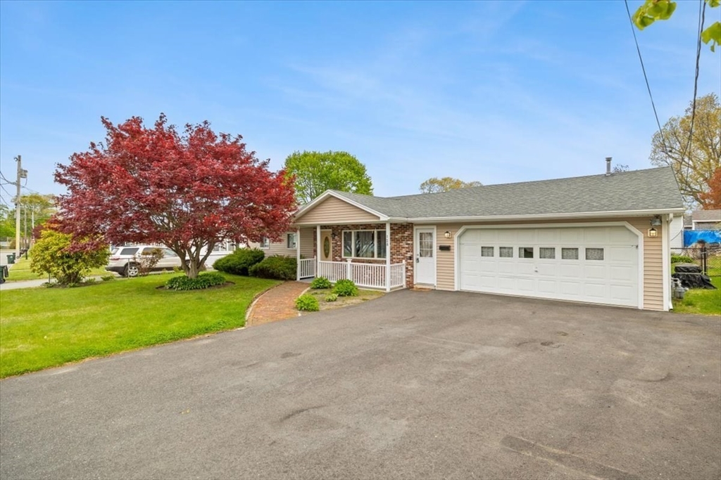 128 Windsor St, Fall River, MA Photo #3