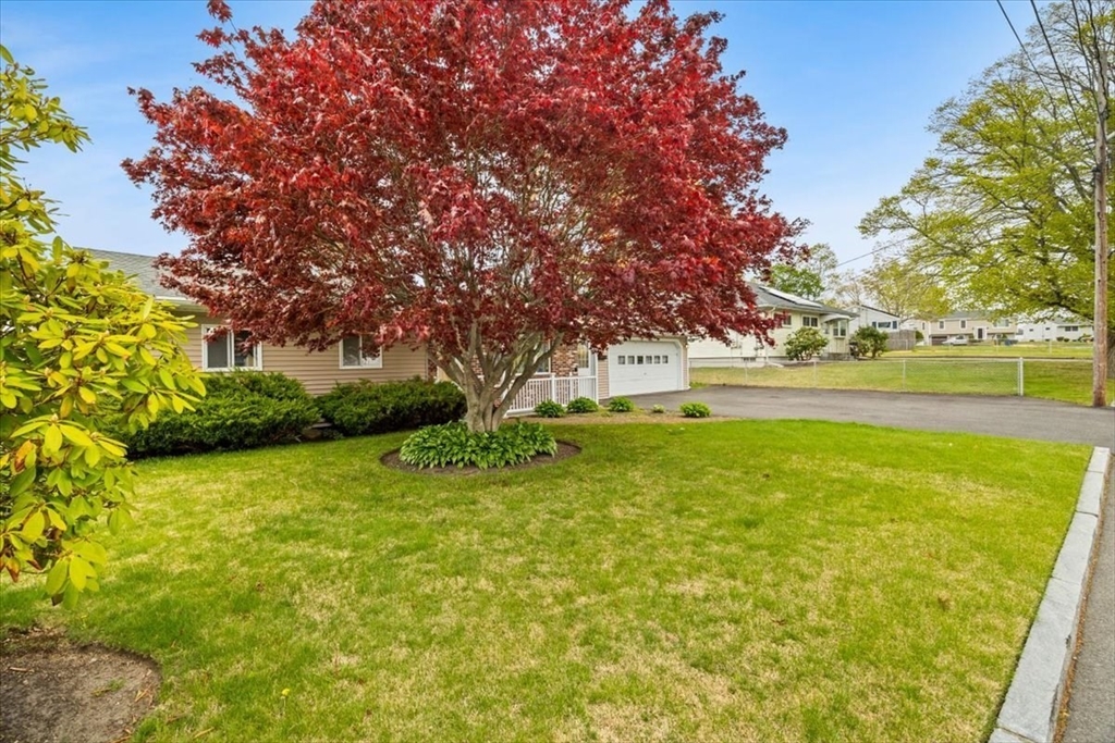 128 Windsor St, Fall River, MA Photo #4