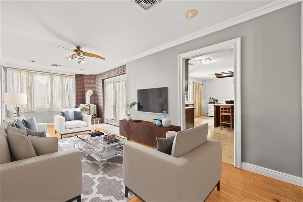 128 Windsor St, Fall River, MA Photo #30