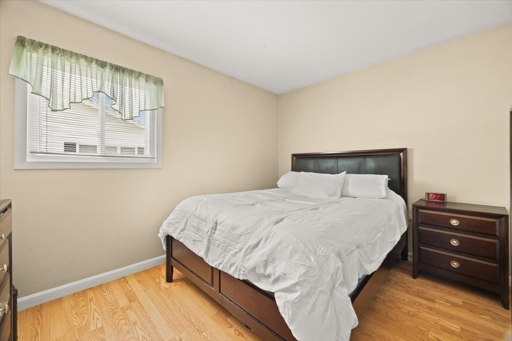 128 Windsor St, Fall River, MA Photo #21