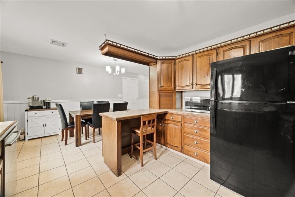 128 Windsor St, Fall River, MA Photo #15