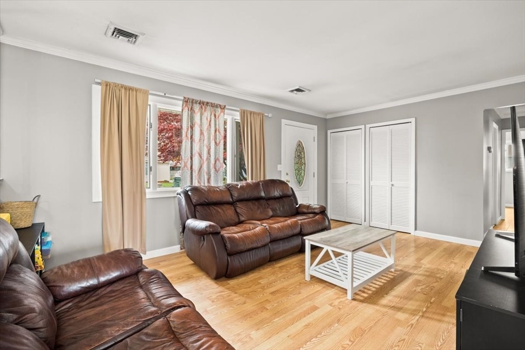 128 Windsor St, Fall River, MA Photo #5