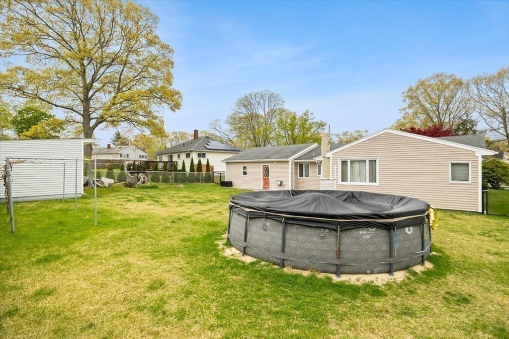 128 Windsor St, Fall River, MA Photo #34