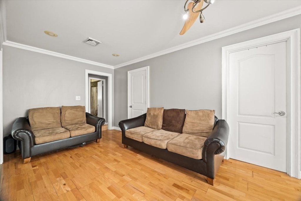 128 Windsor St, Fall River, MA Photo #25