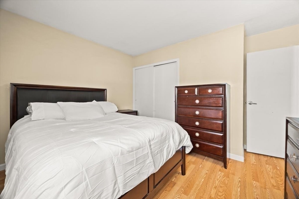 128 Windsor St, Fall River, MA Photo #22