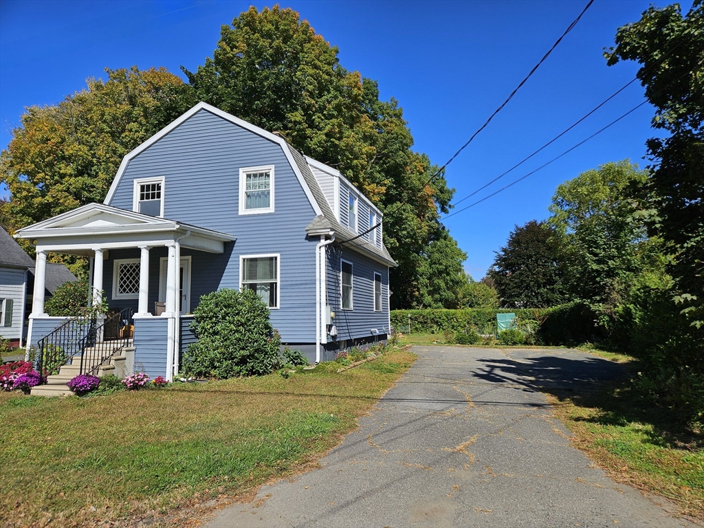 8 Thayer St